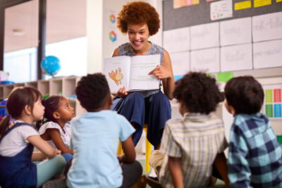 O que é a Pedagogia e como é o curso na PUC Minas