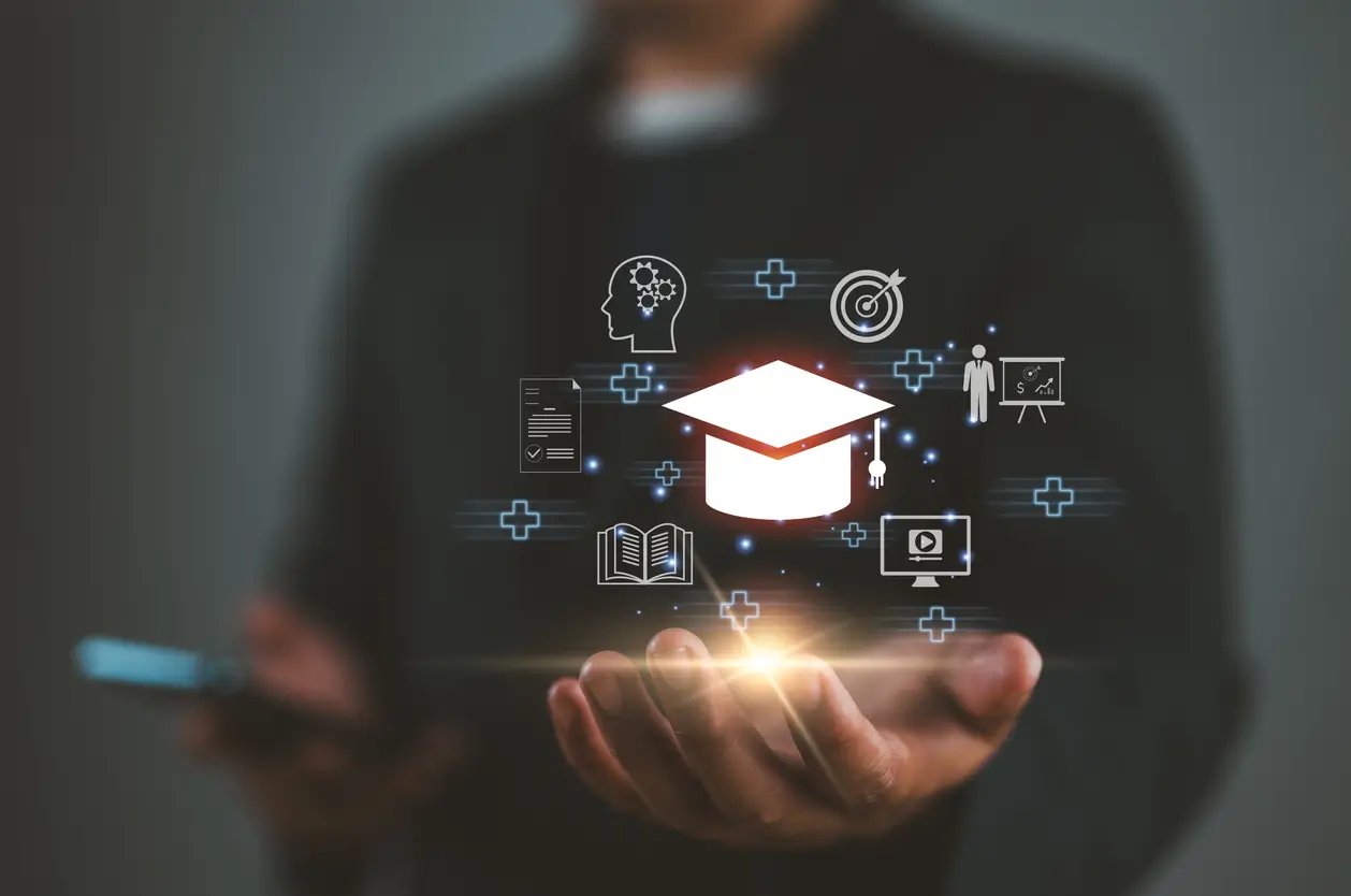 Transformando carreiras: entrevista com diretor da pós-graduação PUC Minas