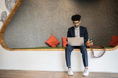 Pós-graduação ou MBA: qual a melhor escolha para sua carreira?