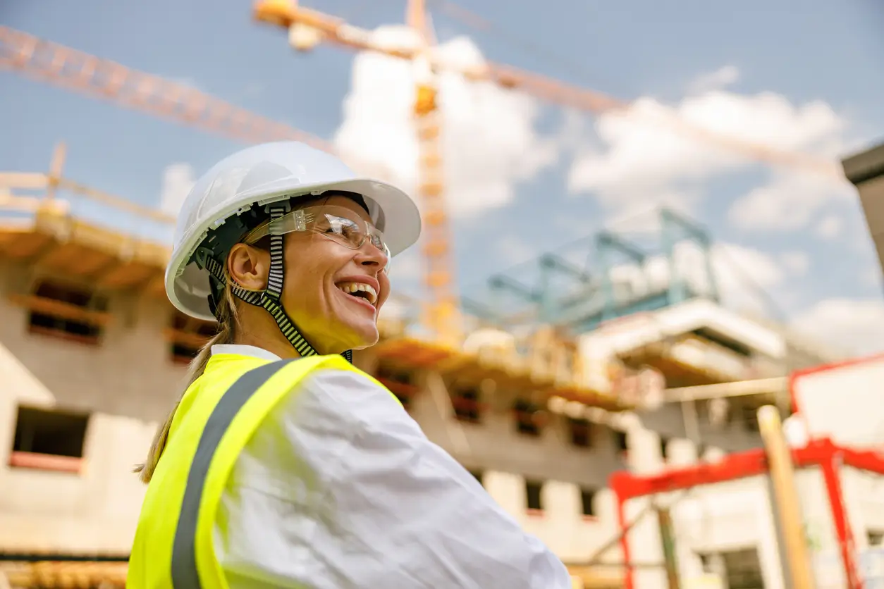 Técnicas de segurança do trabalho e pós-graduação na PUC Minas