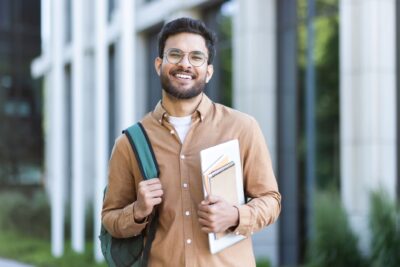 Pós-graduação lato sensu ou stricto sensu: qual escolher?