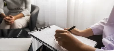 Clínica Psicanalítica: especialização em Freud e Lacan na PUC Minas